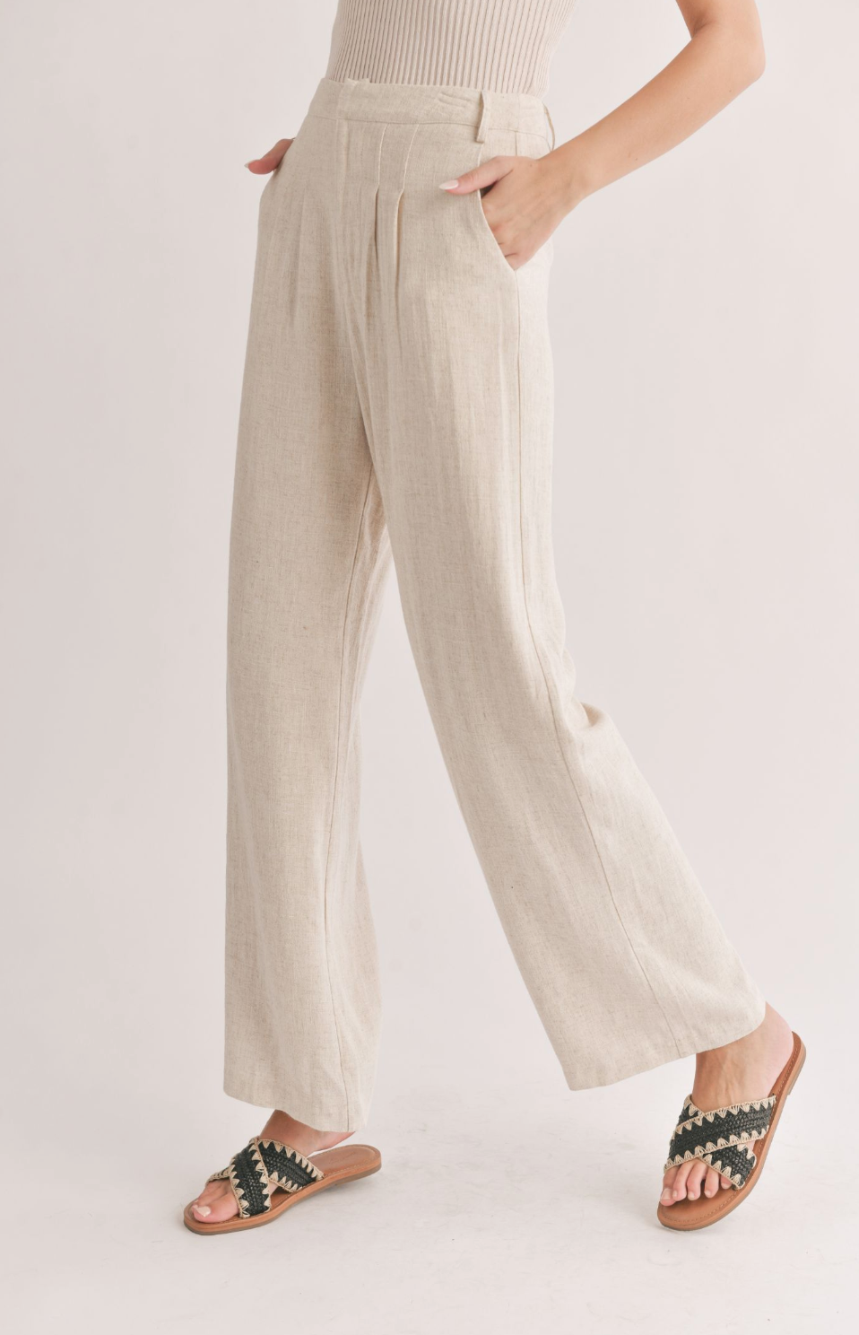 Luna Pleated Trouser