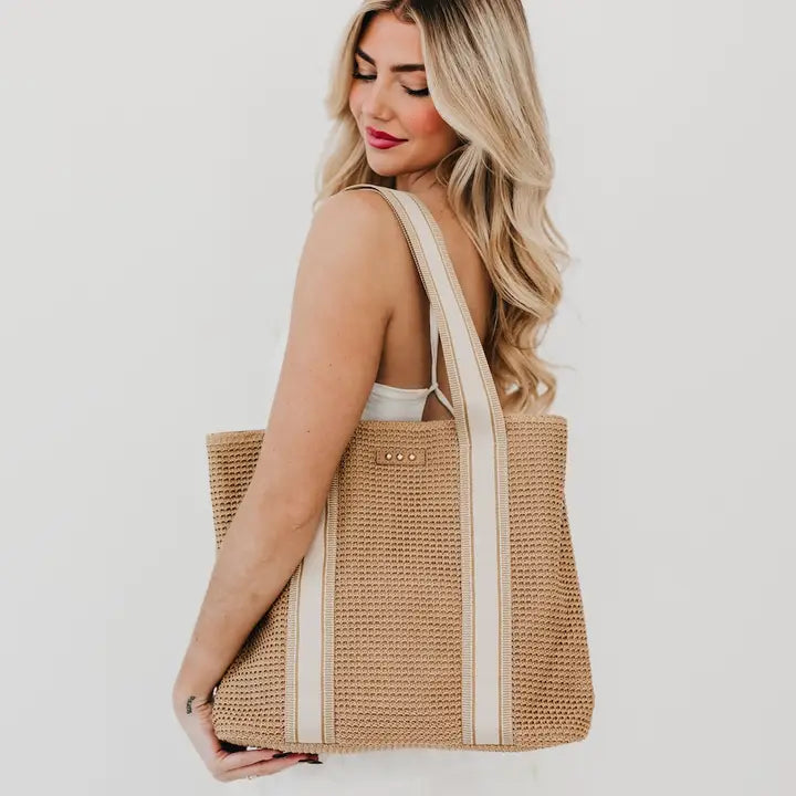 Ruby Raffia Tote